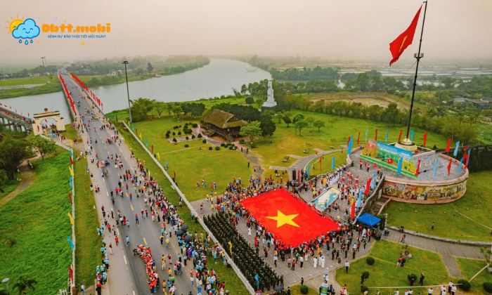 Quang Tri Manh Dat Anh Hung Noi Nang Gio Giao Thoa